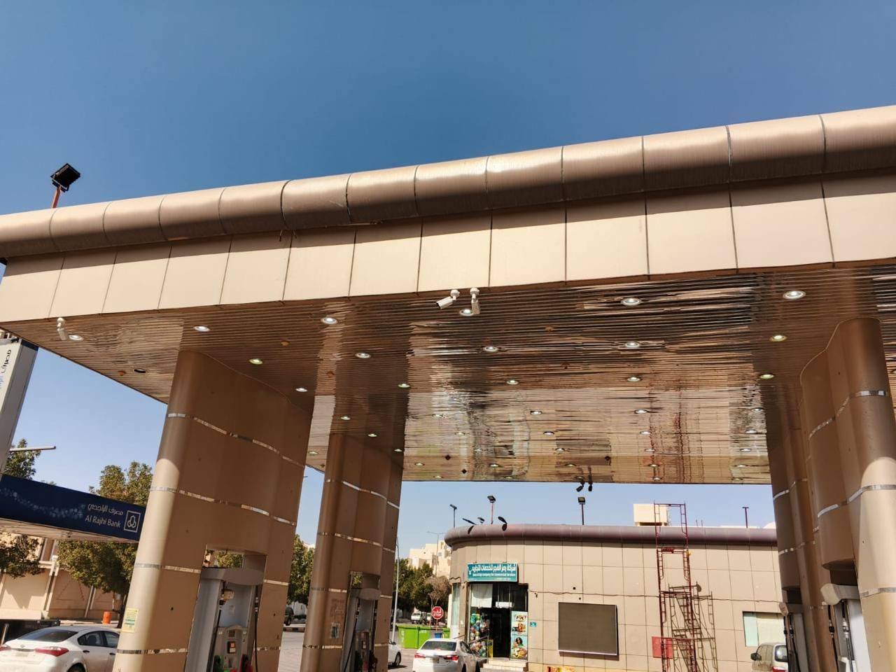 تركيب مظلة محطة | Station canopy installation